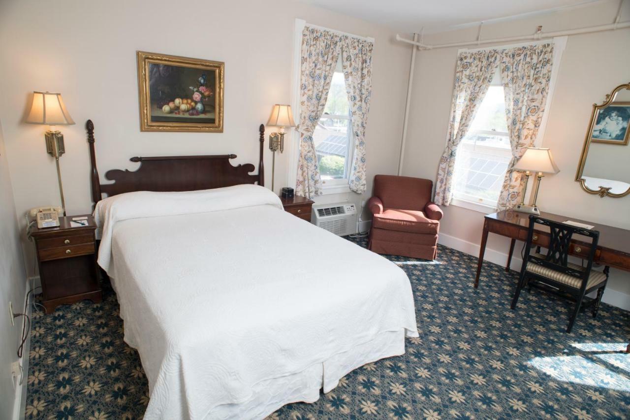 Middlebury Inn Exterior foto